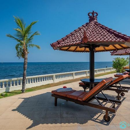 Villa Namaste - Beachfront At Lovina 10P, Pool, Bbq Banjar  外观 照片