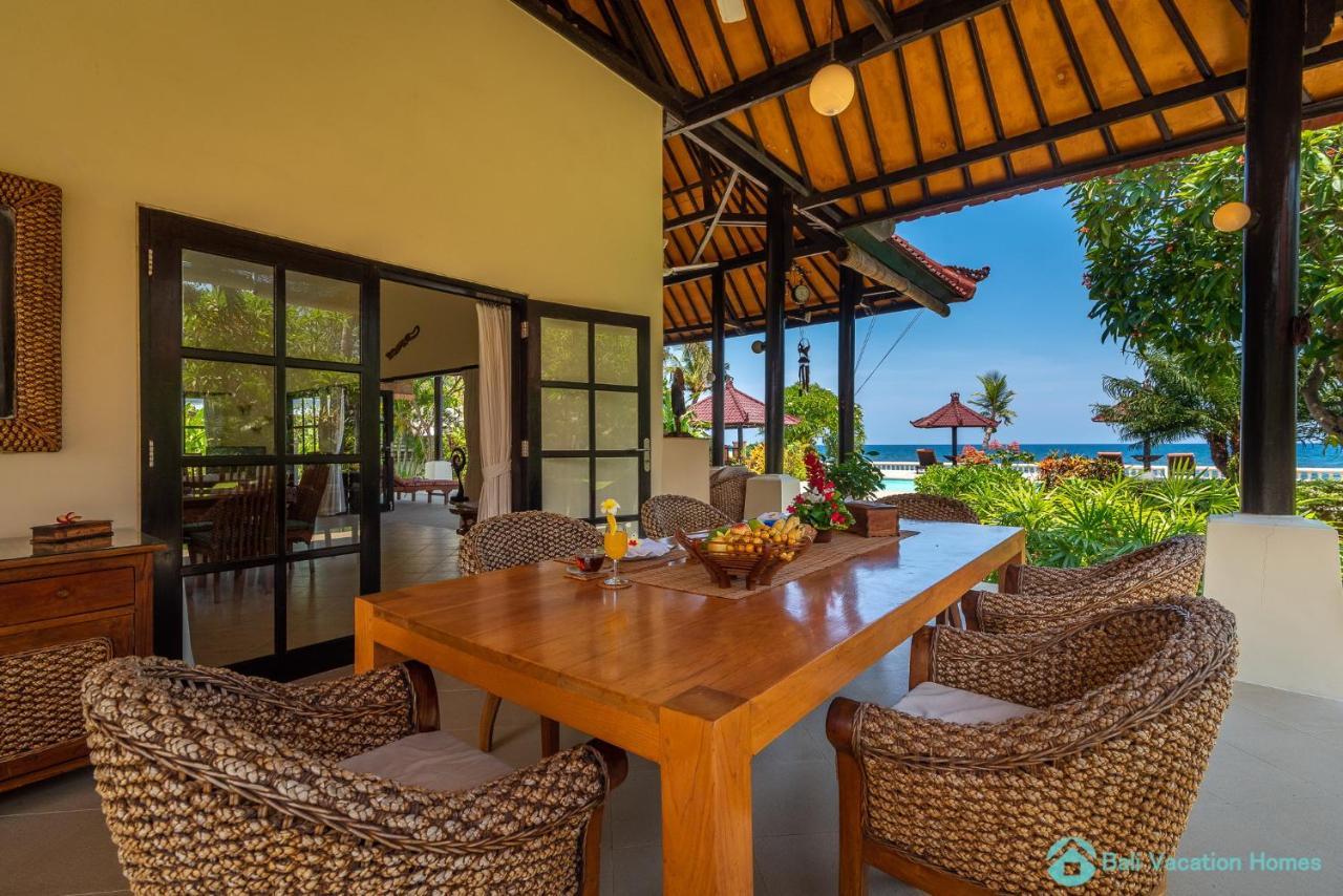 Villa Namaste - Beachfront At Lovina 10P, Pool, Bbq Banjar  外观 照片