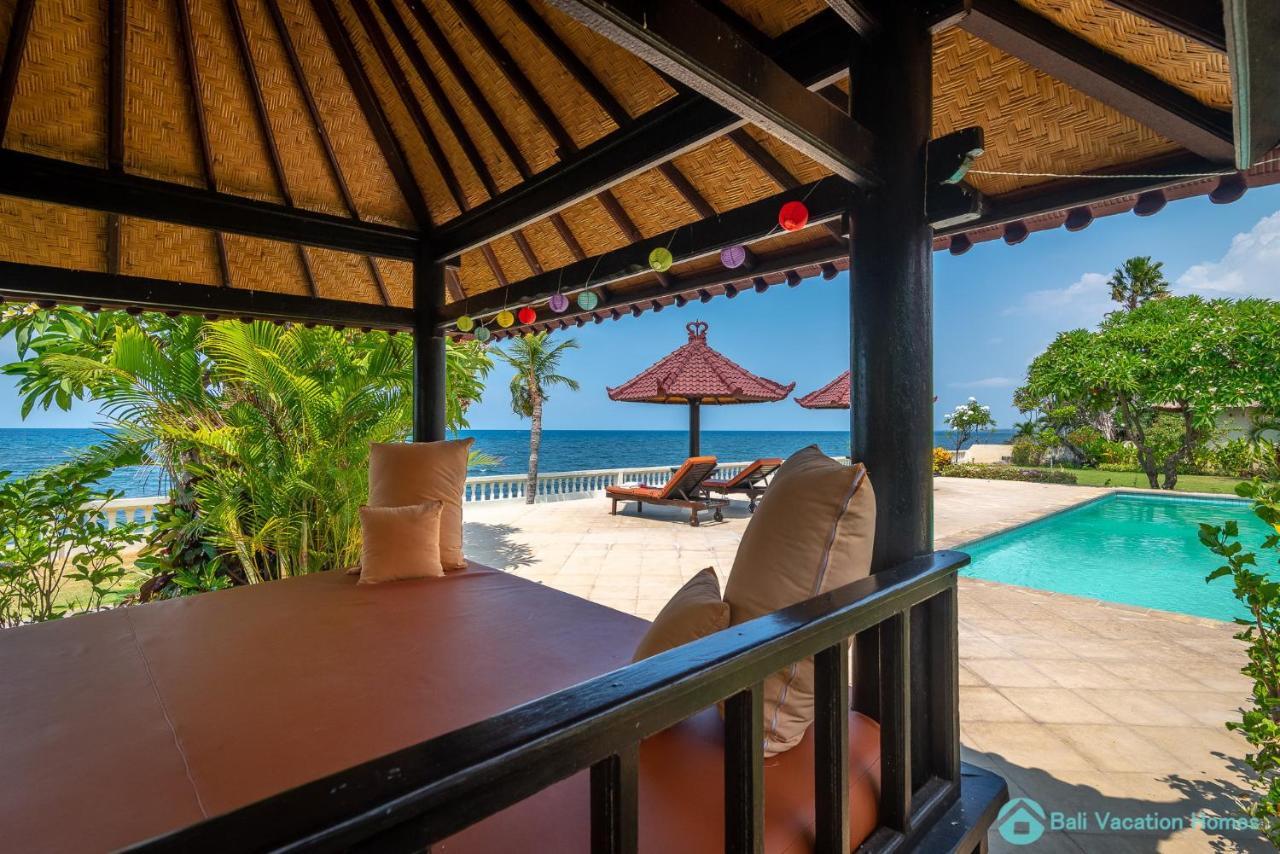 Villa Namaste - Beachfront At Lovina 10P, Pool, Bbq Banjar  外观 照片