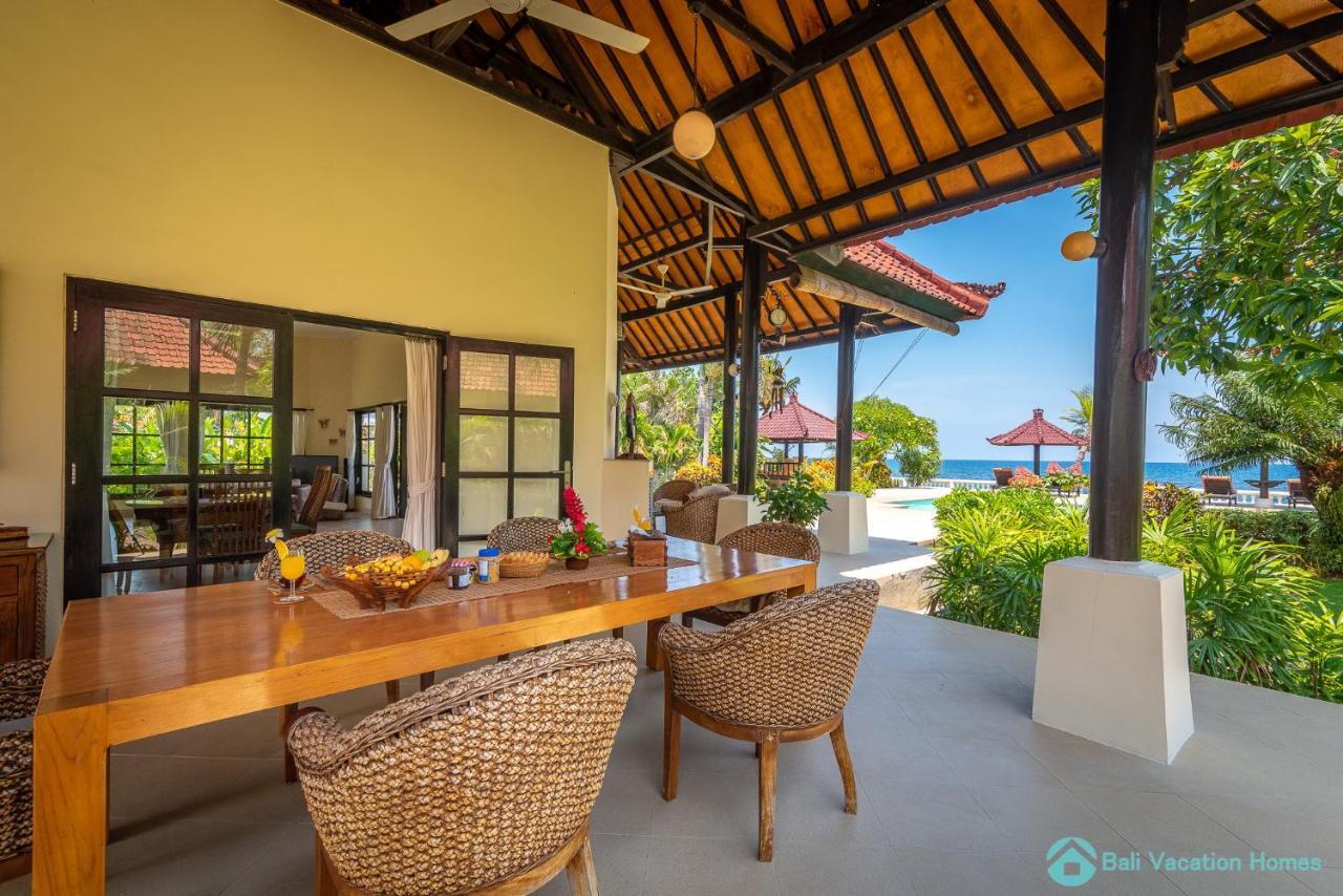 Villa Namaste - Beachfront At Lovina 10P, Pool, Bbq Banjar  外观 照片