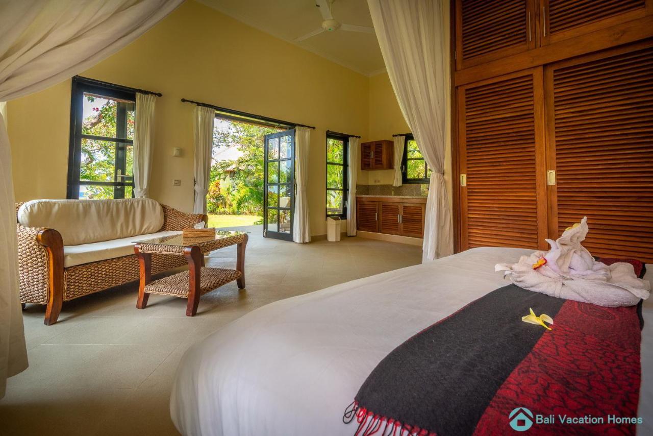 Villa Namaste - Beachfront At Lovina 10P, Pool, Bbq Banjar  外观 照片