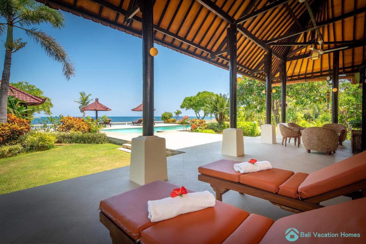 Villa Namaste - Beachfront At Lovina 10P, Pool, Bbq Banjar  外观 照片